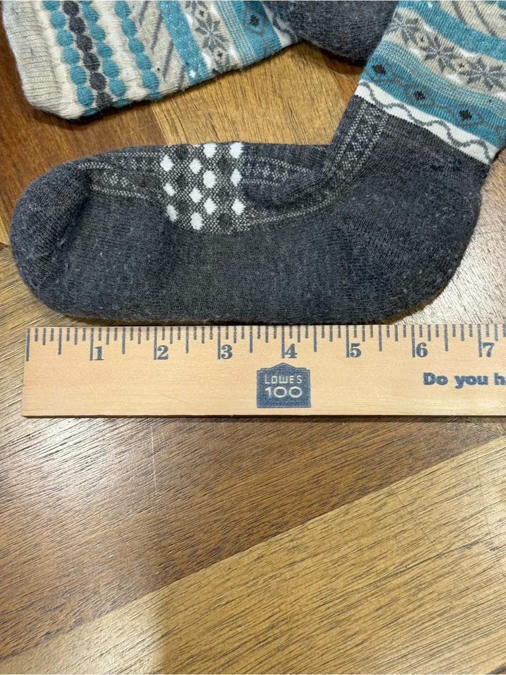 Smartwool Women's Patterned Crew Socks - Teal, Gray & Cream PREOWNED *desc